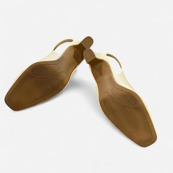 Cream slingback kitten heels - Picture 3 of 6